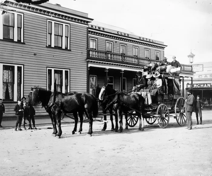 Castlepoint Coach outside Elkin's Hotel (Club Hotel), Masterton