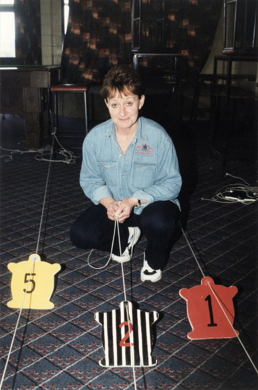 Rimutaka Tavern; "turtle racing"; barperson Karen Wratt tries her hand.