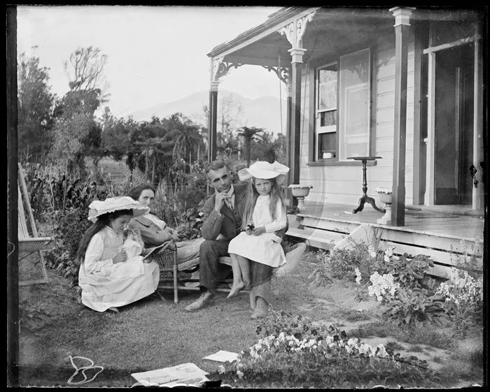 Family group at back of house