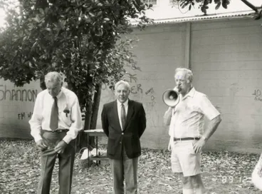 Image: Unveiling of historic plaque commemorating transport in Takapuna.