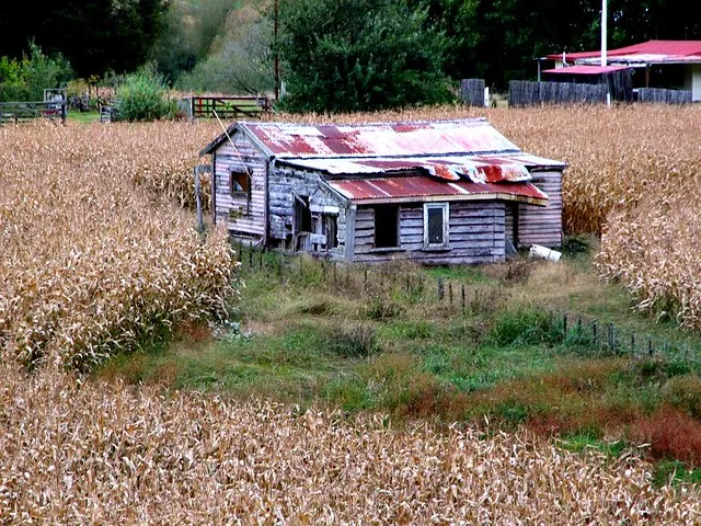 Old house, Nth Taumaranui, Waikato, New Zealand