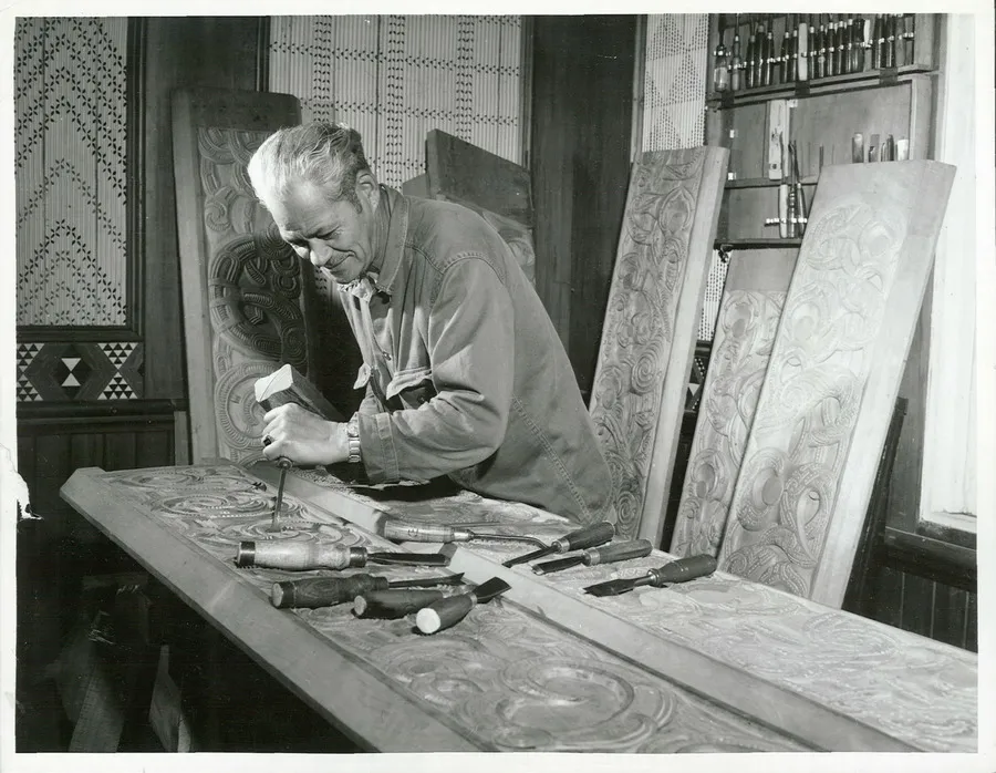 Hone Te Kaure Taiapa (John Taiapa, M.B.E.), master carver.