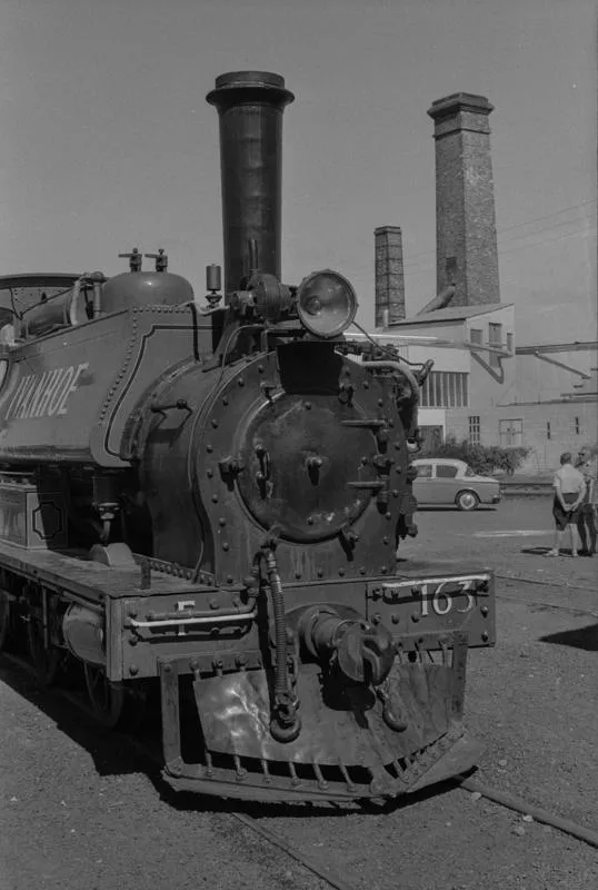 Photograph of locomotive F 163