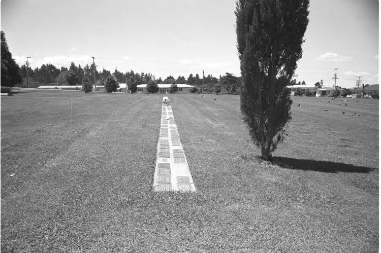 Waikumete Cemetery, Glen Eden, 1962