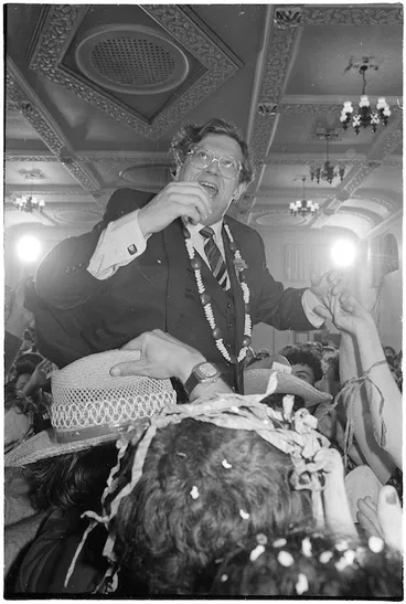 Image: David Lange on election night, 1984 General Election