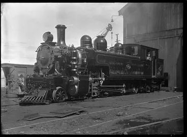 Image: Ww Class steam locomotive NZR 131, 4-6-4T type, Petone Workshops