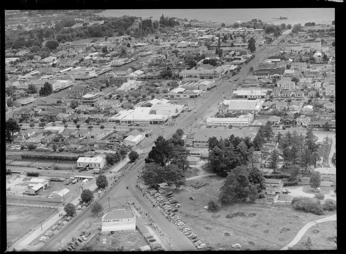 Street scene, including Fenton Street and Te Ngae Road, Rotorua