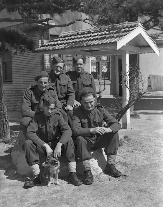 First New Zealanders to arrive in Japan, aboard an LST from Wellington, as guards on Japanese POWS from New Zealand - (front) Pte. D L Le Lievre (Te Kuiti), Pte. M.R. Carter (Whangarei), (back) Pte. V W Bell (Wanganui), J G Manning (Napier), and J A Petford (Auckland)
