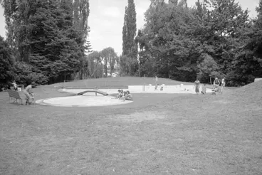 Image: Parana Park play pool