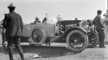 Car on show : digital image