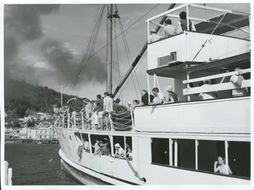 Image: Otago - Wakatipu, Lake