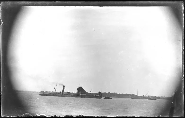 Dredge in the Auckland Harbour