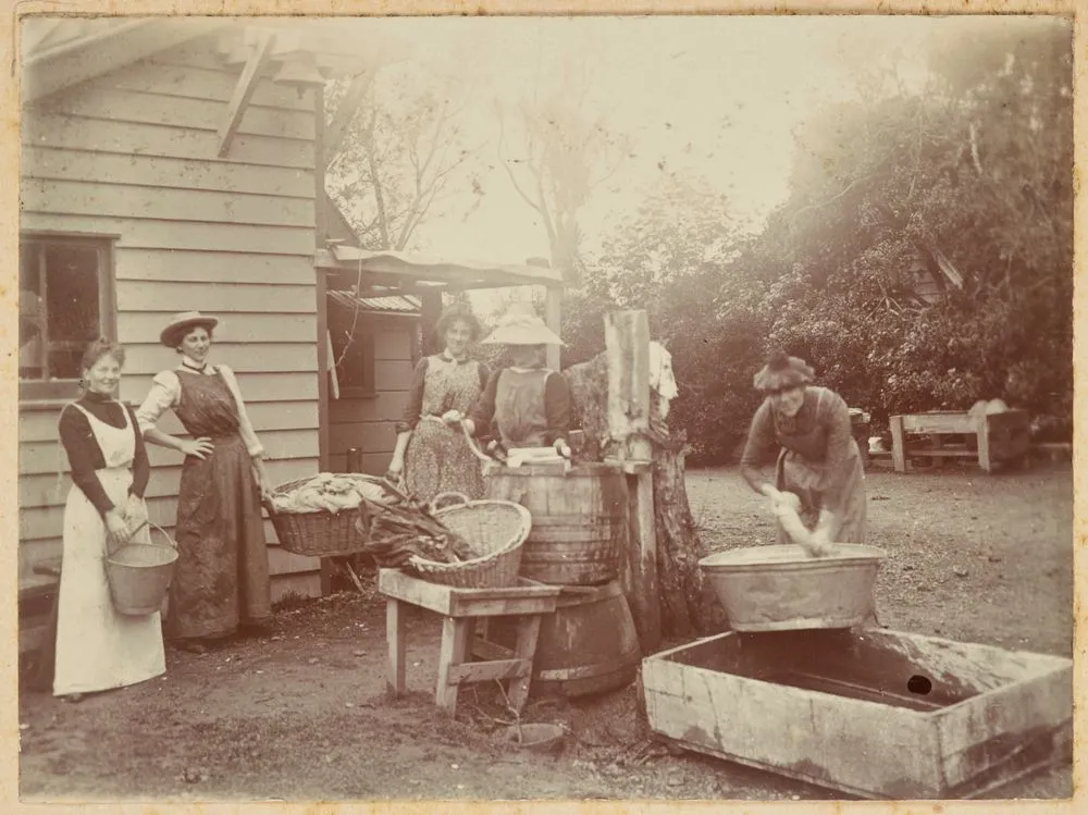 Washing day at Newstead. From the album: Snapshot album - Nga Mahanga