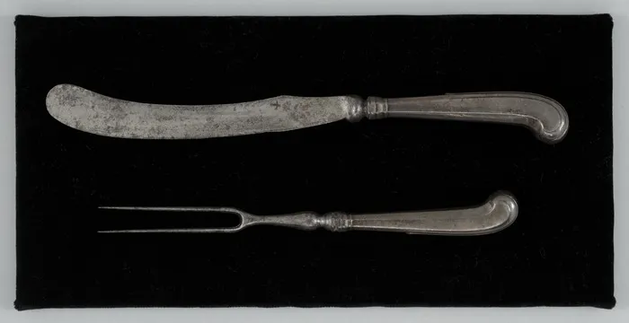 Maker unknown :[Knife and fork set]