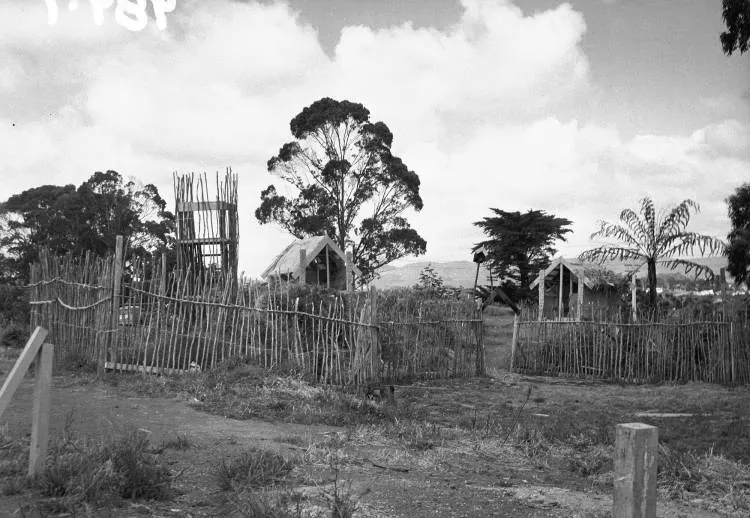 Model pa at Kelston School for the Deaf.