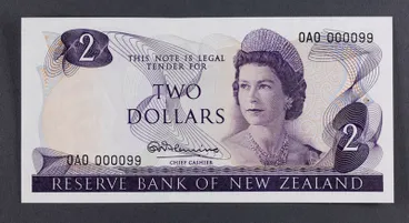 Image: Reserve Bank of New Zealand 1967 Two Dollars Third Issue
