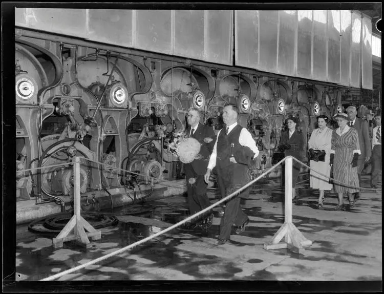 Kinleith Pulp and Paper Mill official opening, 1954