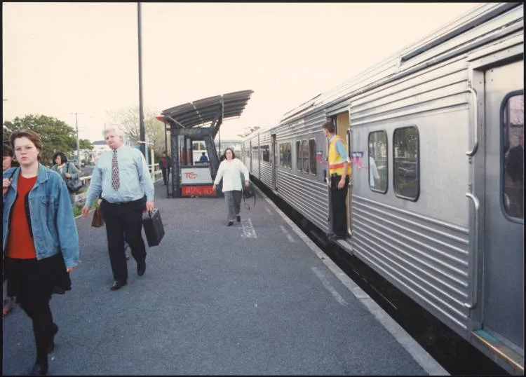 Train at Henderson railway station, 1998