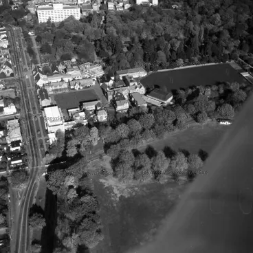 Image: Christs College - Christchurch (16947/16951)