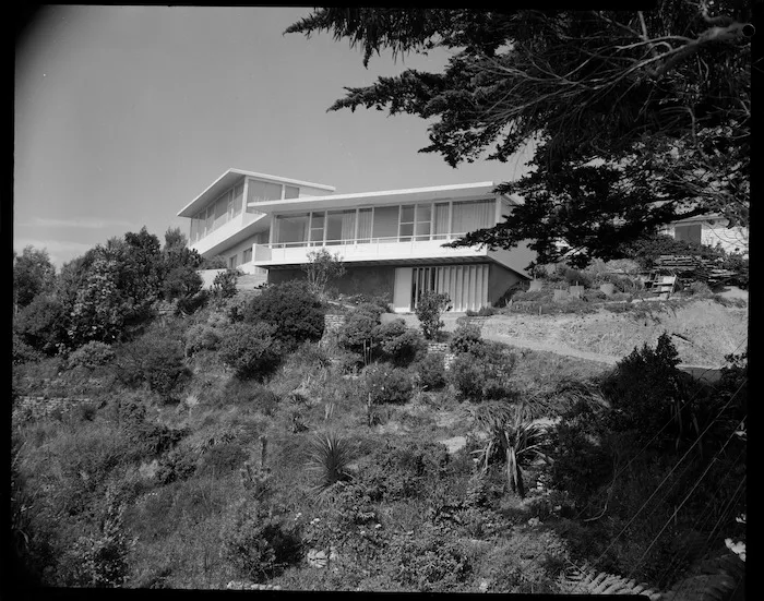 House designed by Ernst Plischke for W B Sutch, Todman Street, Brooklyn, Wellington