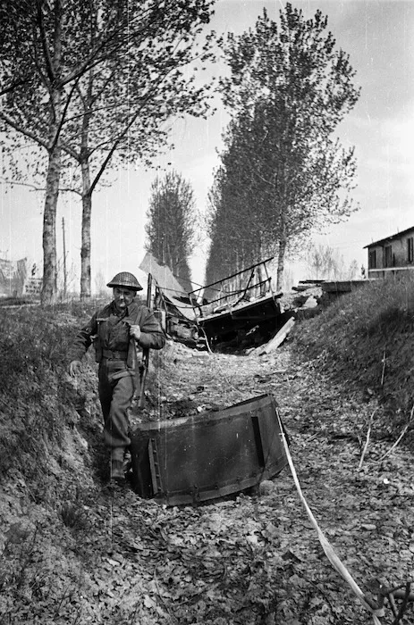 Kaye, George, 1914- : D N Prendergast near the Senio River, Italy, during World War 2