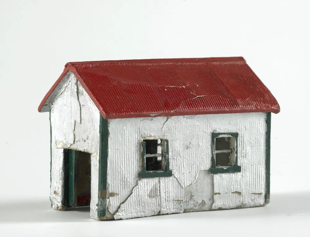 Model shed
