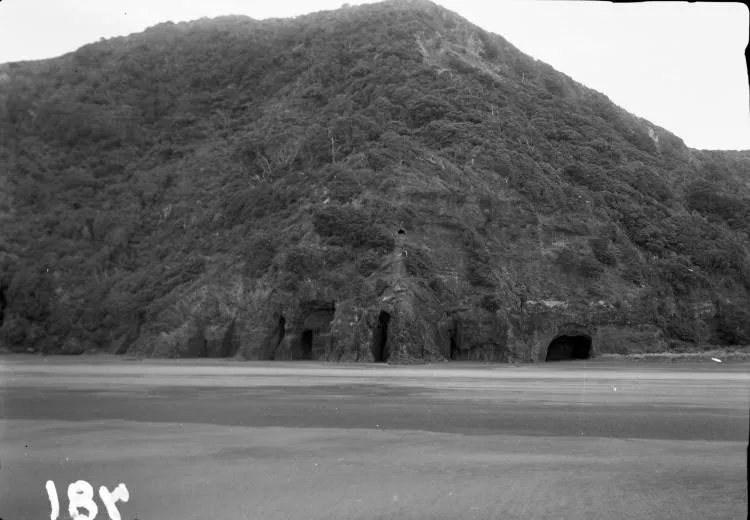 Caves at North Piha Beach.