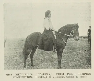 Image: Miss Mitchell's 'Czarina,' first prize jumping competition
