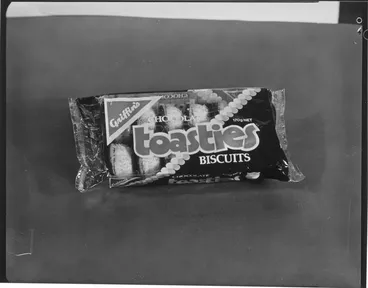 Image: DBSW Griffins Biscuits (Vanilla Dainties)