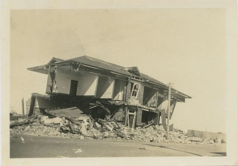 Earthquake damaged house