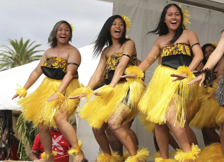 Edgewater College performance at ASB Polyfest, 2015.