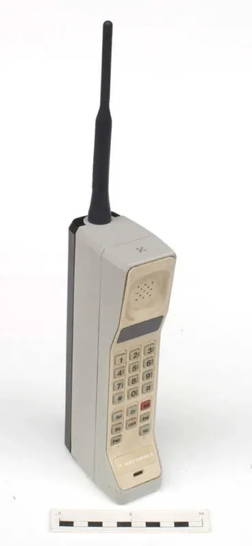 Phone, Cellular Image: Phone, Cellular