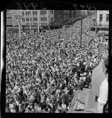Image: Wellington Santa Parade, sponsored by James Smiths Ltd.