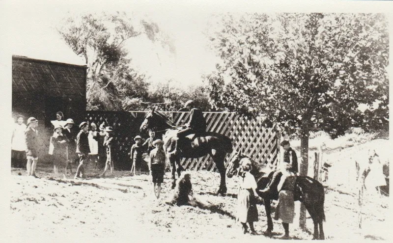 Pakuranga School pupils and their horses
