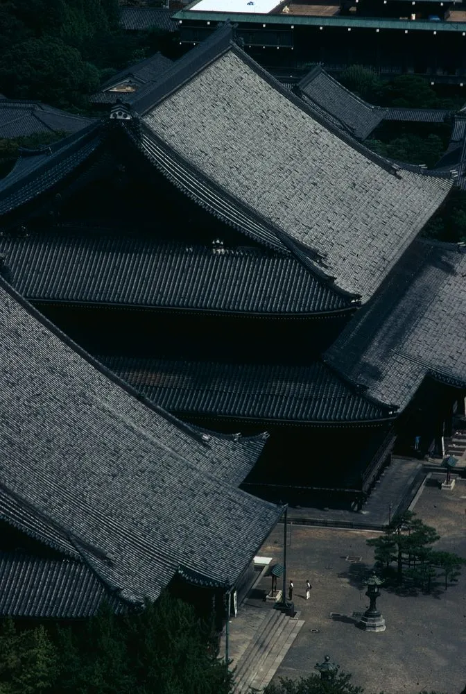 Japan Series: Higashi Hongan Ji Temple, Kyoto