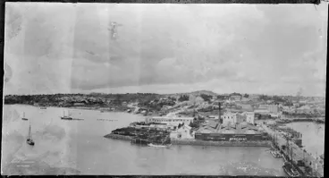 Image: Auckland City from the wharves, 1902