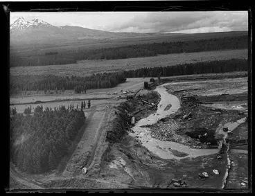 Image: Aerial view of the Tangiwai Railway Disaster, 1953
