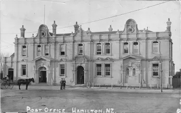 Image: "Post Office, Hamilton. NZ."