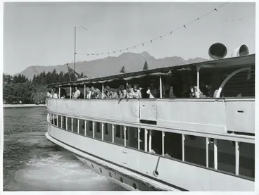 Image: Otago - Wakatipu, Lake