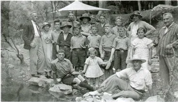 Image: Scouts; camp, Ōrongorongo, 1934.