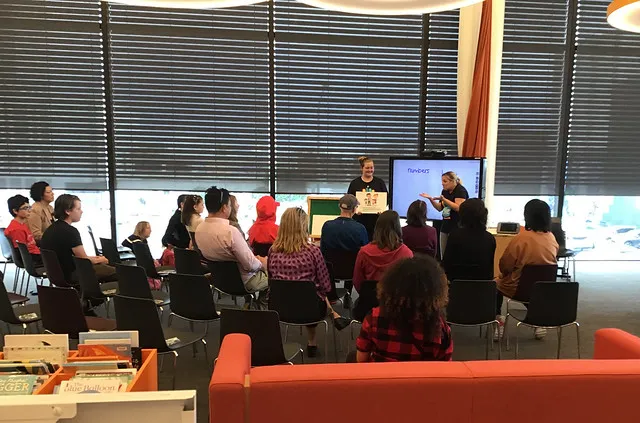 Sign language taster class