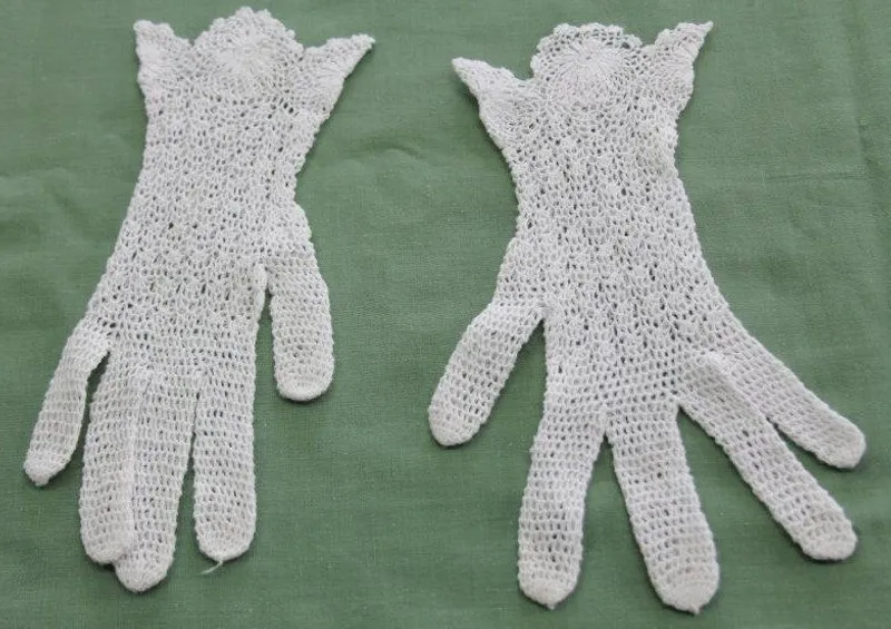 Gloves