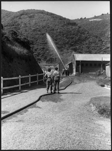 Image: WAAC Camp fire brigade practice, Miramar, Wellington