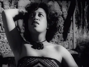 New Zealand Mirror No. 14 Image: New Zealand Mirror No. 14