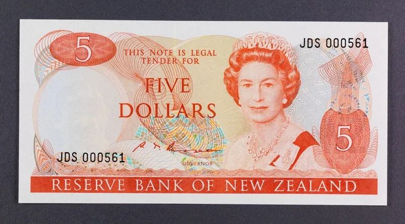 Reserve Bank of New Zealand 1981 Five Dollars Fourth Series