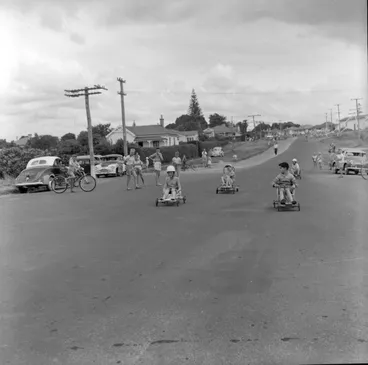 Image: Trolley derby, 1960