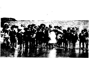 Image: SOUTHLAND EARLY SETTLERS' PICNIC AT THE OCEAN BEACH BLUFF. GROUP OF CHILDREN READY <Photoa by Phillips Bros.) TOR A PADDLE IN IHE WAVES (Otago Witness, 19 February 1908)