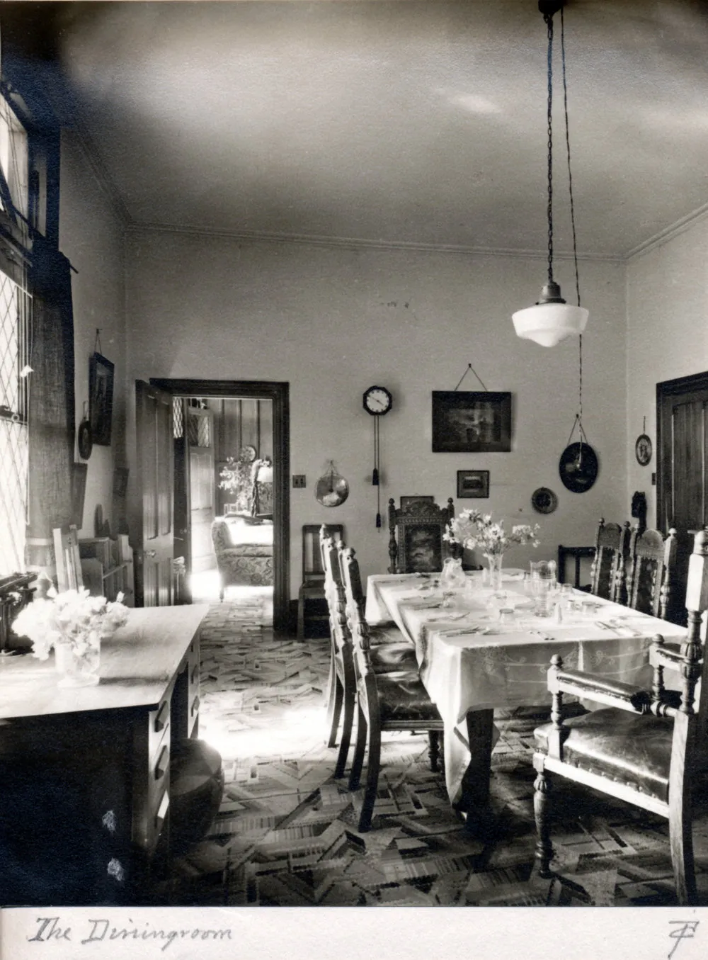 Murdoch house 11; east end' the dining room, seen from the northwest corner.