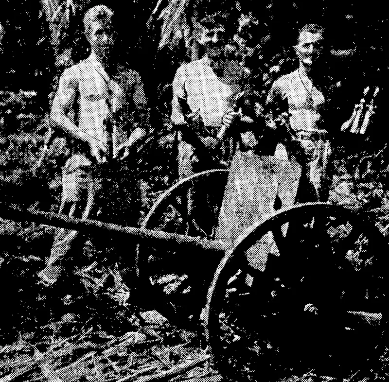 Japanese mountain gun, with 500 rounds of ammunition, and the New Zealanders who captured it during the attack, on Treasury Island. From the left, Lieutenant M. Lepine and Gunner E. L. Gower, both of Auckland, and Gunner S. J. Finiayson, of Masterton. (Evening Post, 25 November 1943)