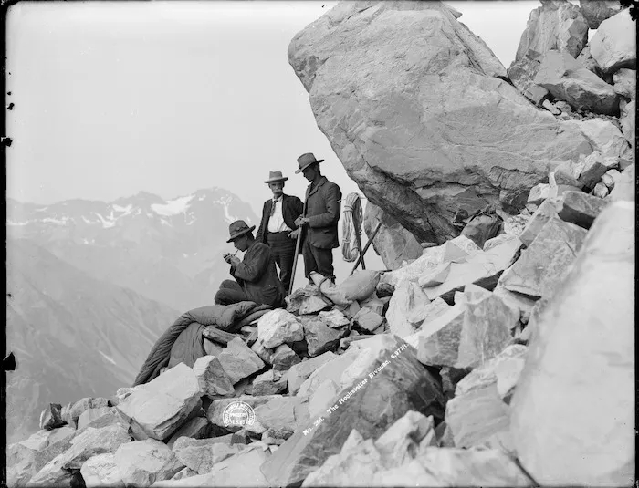 Pringle, Thomas, 1858-1931 :The Hochstetter Bivouac, 6,977ft